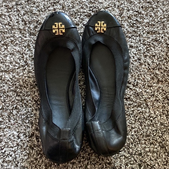 Tory Burch Jolie Ballet Flat Elastic Black Leather Patent Gold - Picture 4 of 11